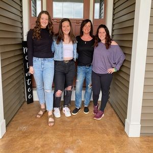 Meet your Posher, Hannah